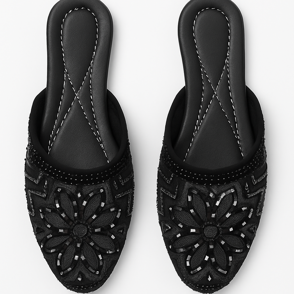 Black Zardozi Embroidered Jutti
