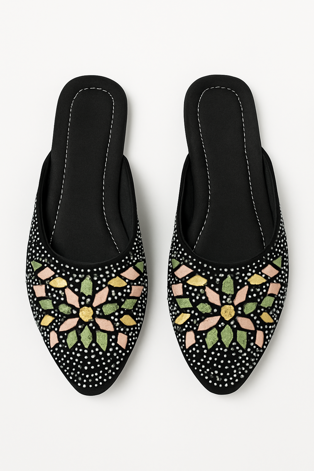 Black Zardozi Embroidered Jutti