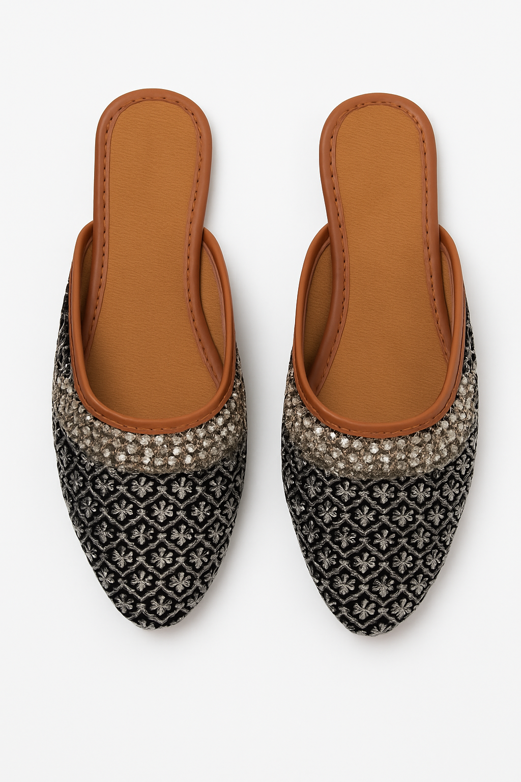 Black new jumka Zardozi Embroidered Jutti